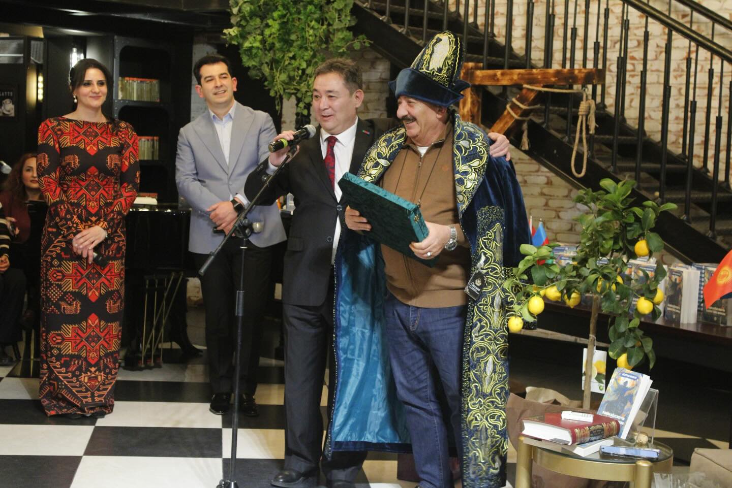 Я - тот странствующий тюрок, которого ты ждёшь... Во вдохновляющей атмосфере Баку (ФОТО)