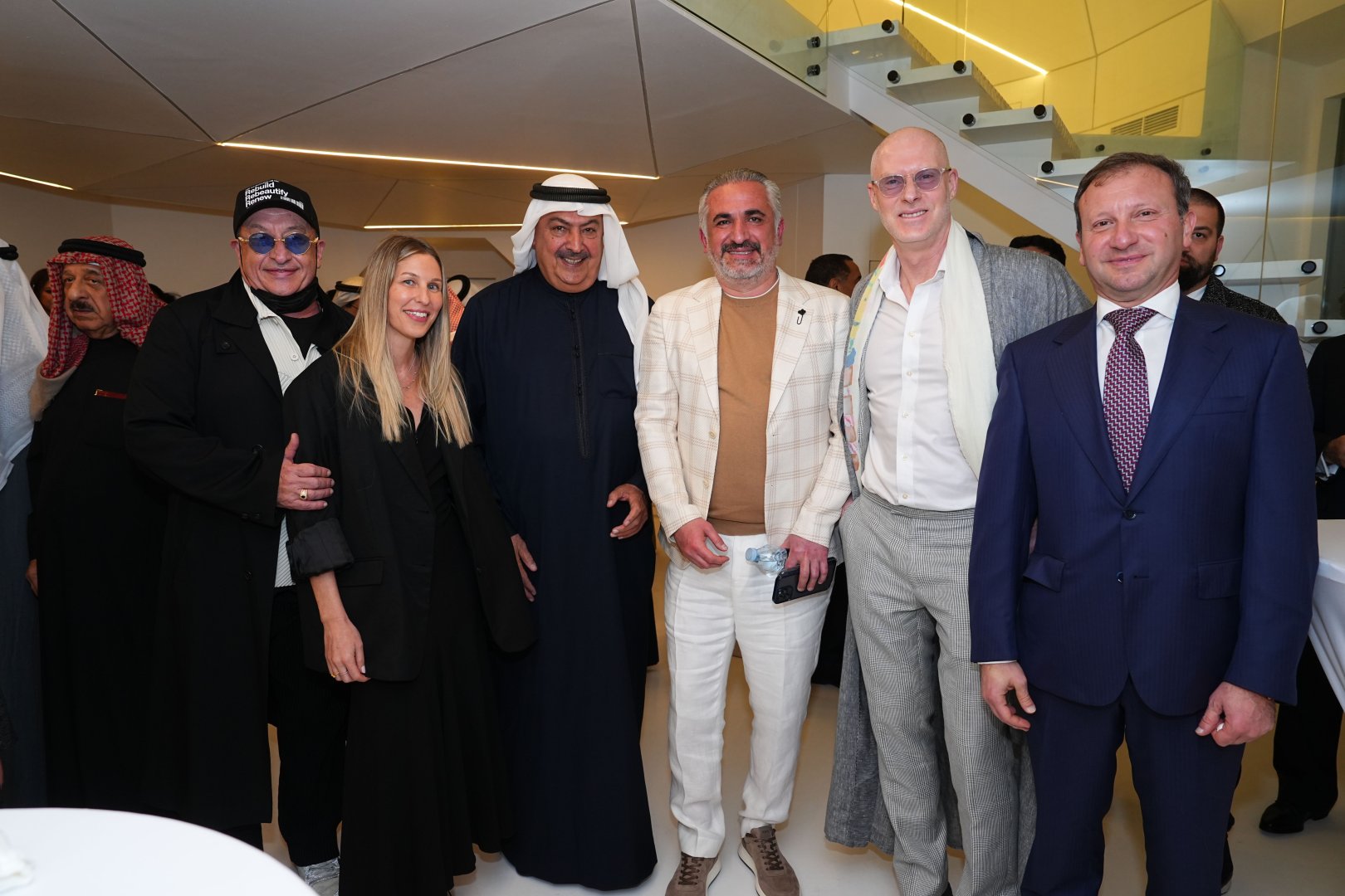 Азербайджанские ковры вошли в постоянную коллекцию музея современного искусства в Бахрейне (ФОТО)