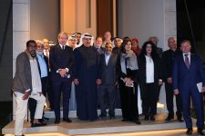 Азербайджанские ковры вошли в постоянную коллекцию музея современного искусства в Бахрейне (ФОТО)