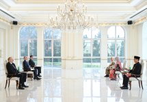 Президент Ильхам Алиев принял верительные грамоты новоназначенного посла Индонезии в Азербайджане (ФОТО)