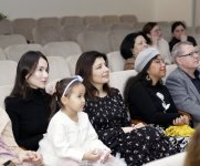 У рояля в Баку - волшебные фантазии со сказками Ханса Кристиана Андерсена (ФОТО)