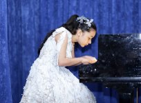 У рояля в Баку - волшебные фантазии со сказками Ханса Кристиана Андерсена (ФОТО)