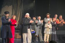 Деньги меняют не только облик города, но и самих людей... – "Нефтяной бум улыбается всем" в Баку встречен овациями (ФОТО)