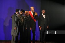 Деньги меняют не только облик города, но и самих людей... – "Нефтяной бум улыбается всем" в Баку встречен овациями (ФОТО)