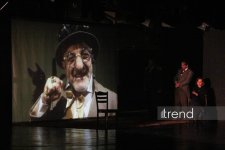 Деньги меняют не только облик города, но и самих людей... – "Нефтяной бум улыбается всем" в Баку встречен овациями (ФОТО)