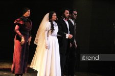 Деньги меняют не только облик города, но и самих людей... – "Нефтяной бум улыбается всем" в Баку встречен овациями (ФОТО)