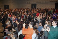 Деньги меняют не только облик города, но и самих людей... – "Нефтяной бум улыбается всем" в Баку встречен овациями (ФОТО)