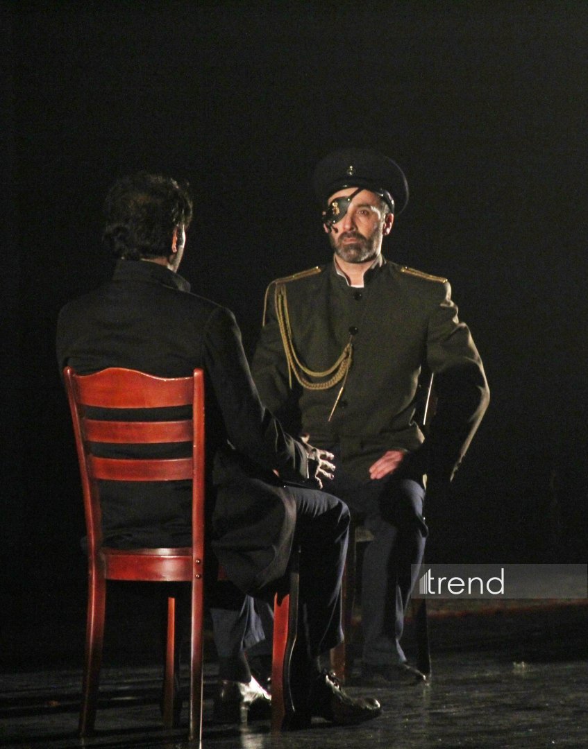 Деньги меняют не только облик города, но и самих людей... – "Нефтяной бум улыбается всем" в Баку встречен овациями (ФОТО)