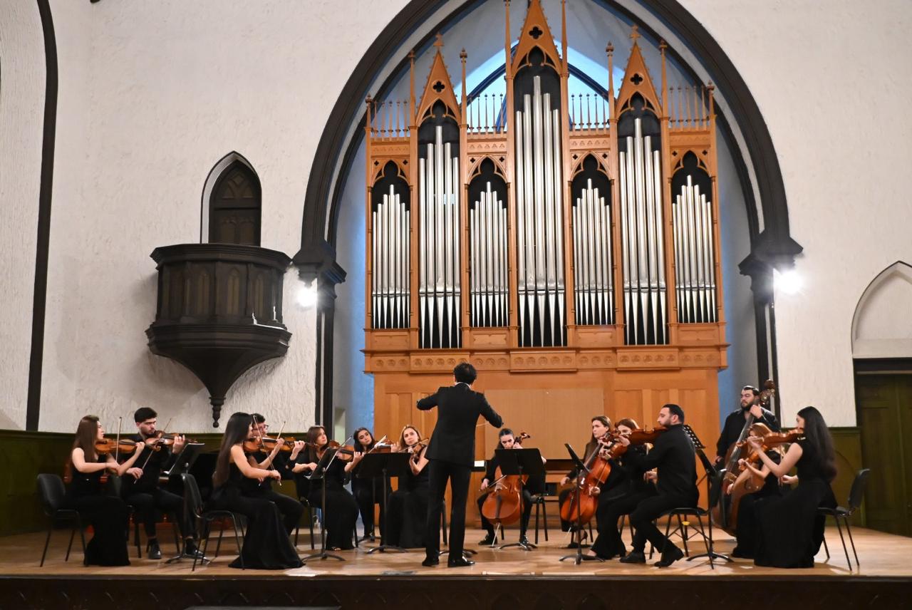 Струнные эмоции под органными сводами Баку - когда классика становится личной (ФОТО)