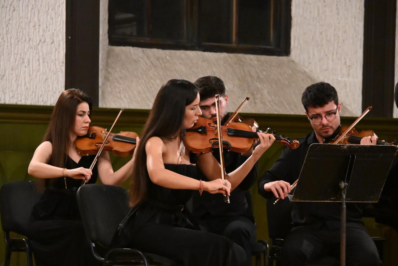 Струнные эмоции под органными сводами Баку - когда классика становится личной (ФОТО)