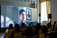 Станковая живопись Сардарского дворца Иревана и коллекция исламского искусства Национального музея Грузии (ФОТО)