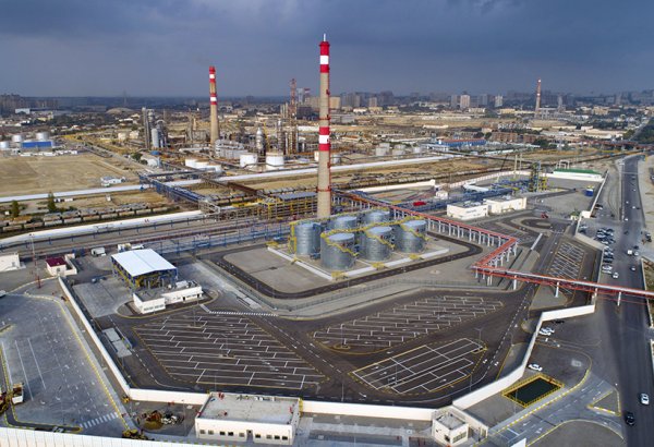 SOCAR назвала планы по производству бензина и дизеля Euro-5 в 2026 году (Эксклюзив)