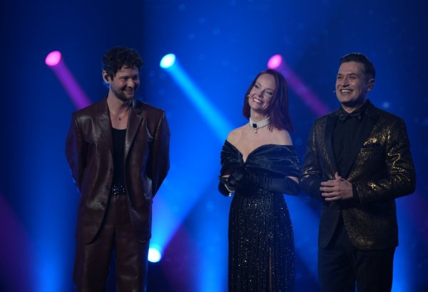 Эльдар Гасымов в статусе "легендарного победителя" стал гостем финала нацотбора Болгарии на "Евровидение-2026" (ВИДЕО, ФОТО)