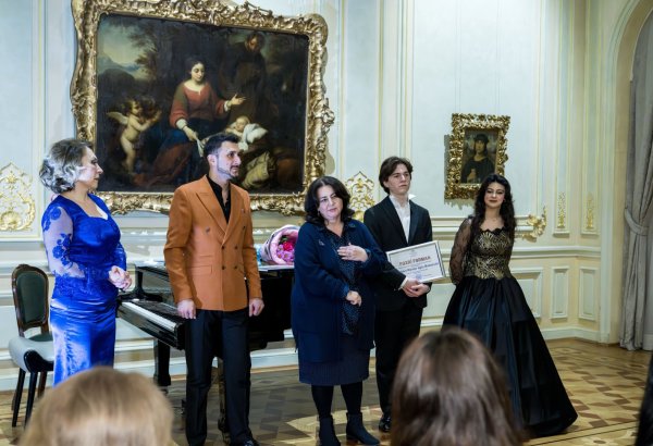 Концерт в азербайджанском музее - эстетика барокко и классицизма (ФОТО)