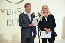 В Центре Гейдара Алиева открылась выставка "Супергерои дикой природы" (ФОТО/ВИДЕО)