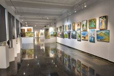 В Баку показали как вести разговор с окружающей реальностью (ФОТО)