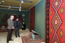 Уникальная экспозиция в Баку - экземпляры Корана, редких рукописных книг, ковров, металла… (ФОТО)