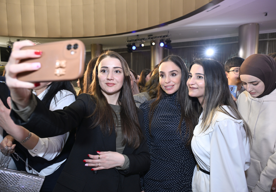 В Габале состоялось открытие II Международного музыкального фестиваля «Зимняя сказка» (ФОТО)