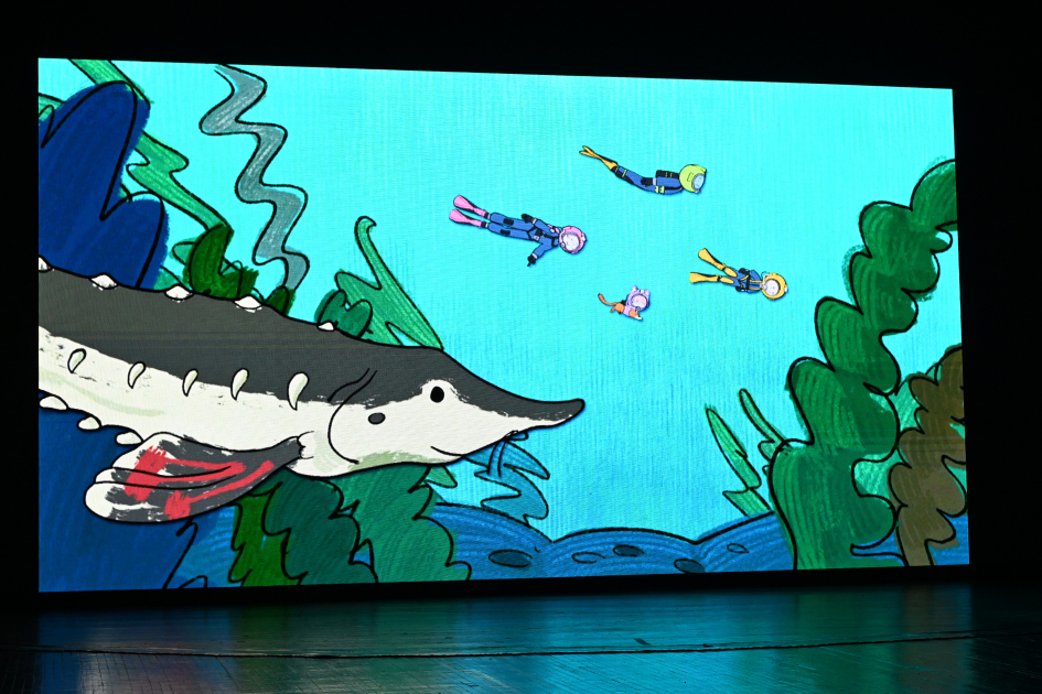 Вице-президент Фонда Гейдара Алиева Лейла Алиева и Алена Алиева побывали в Гянджинском государственном драматическом театре на премьере анимационного сериала «Иси и Пити» (ФОТО)