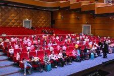 Вице-президент Фонда Гейдара Алиева Лейла Алиева и Алена Алиева побывали в Гянджинском государственном драматическом театре на премьере анимационного сериала «Иси и Пити» (ФОТО)