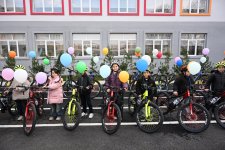 Вице-президент Фонда Гейдара Алиева Лейла Алиева и Алена Алиева побывали в центре STEAM и полной средней школе номер 37 в Гяндже (ФОТО)