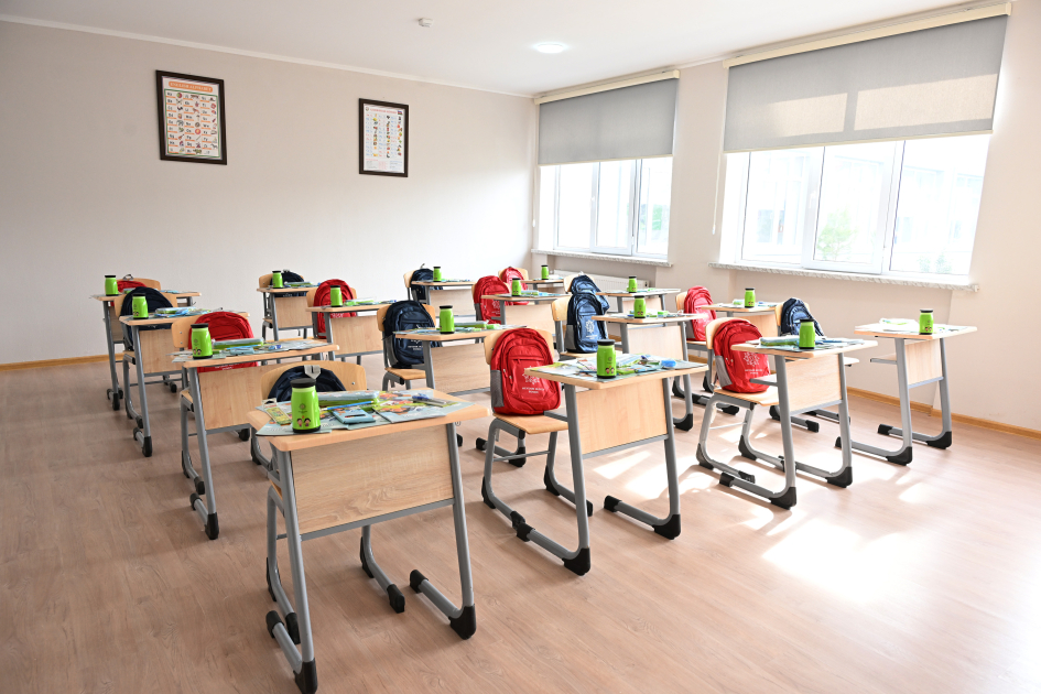 Вице-президент Фонда Гейдара Алиева Лейла Алиева и Алена Алиева побывали в центре STEAM и полной средней школе номер 37 в Гяндже (ФОТО)