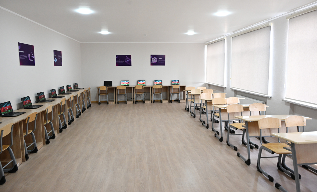 Вице-президент Фонда Гейдара Алиева Лейла Алиева и Алена Алиева побывали в центре STEAM и полной средней школе номер 37 в Гяндже (ФОТО)