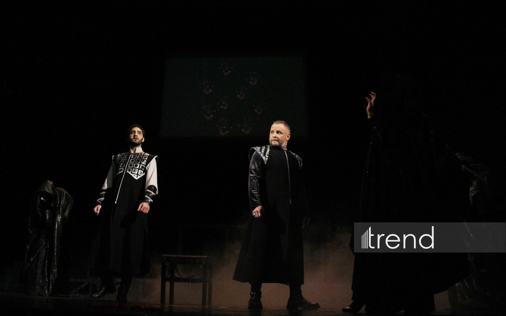 Как Ярослав Трифонов "взорвал" сцену - против шести Леди Макбет: премьера спектакля на пределе эмоций (ФОТО)