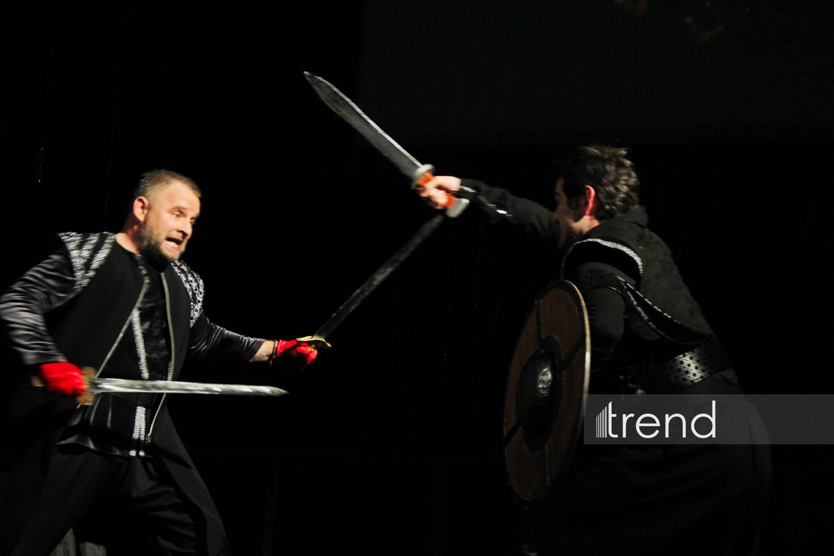 Как Ярослав Трифонов "взорвал" сцену - против шести Леди Макбет: премьера спектакля на пределе эмоций (ФОТО)