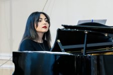 Среди музейной роскоши в Баку – в пространстве гармонии между живописью, архитектурой и музыкой (ФОТО)