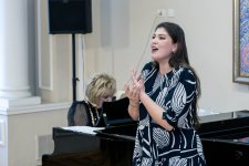 Среди музейной роскоши в Баку – в пространстве гармонии между живописью, архитектурой и музыкой (ФОТО)