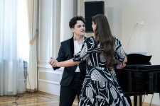 Среди музейной роскоши в Баку – в пространстве гармонии между живописью, архитектурой и музыкой (ФОТО)