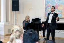 Среди музейной роскоши в Баку – в пространстве гармонии между живописью, архитектурой и музыкой (ФОТО)