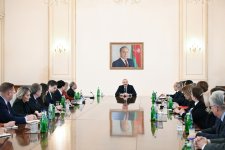 Президент Ильхам Алиев принял делегацию Торговой палаты США (ФОТО/ВИДЕО)