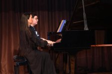 Звуки и краски вдохновения: концерт и выставка в честь великого азербайджанского композитора (ФОТО)