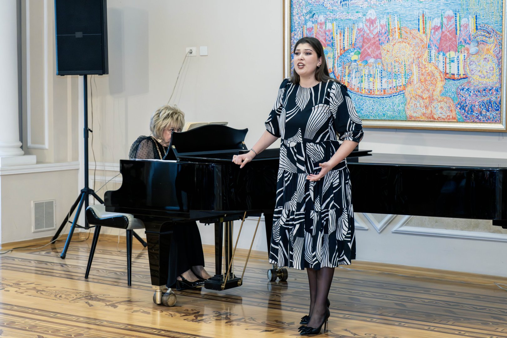 Среди музейной роскоши в Баку – в пространстве гармонии между живописью, архитектурой и музыкой (ФОТО)