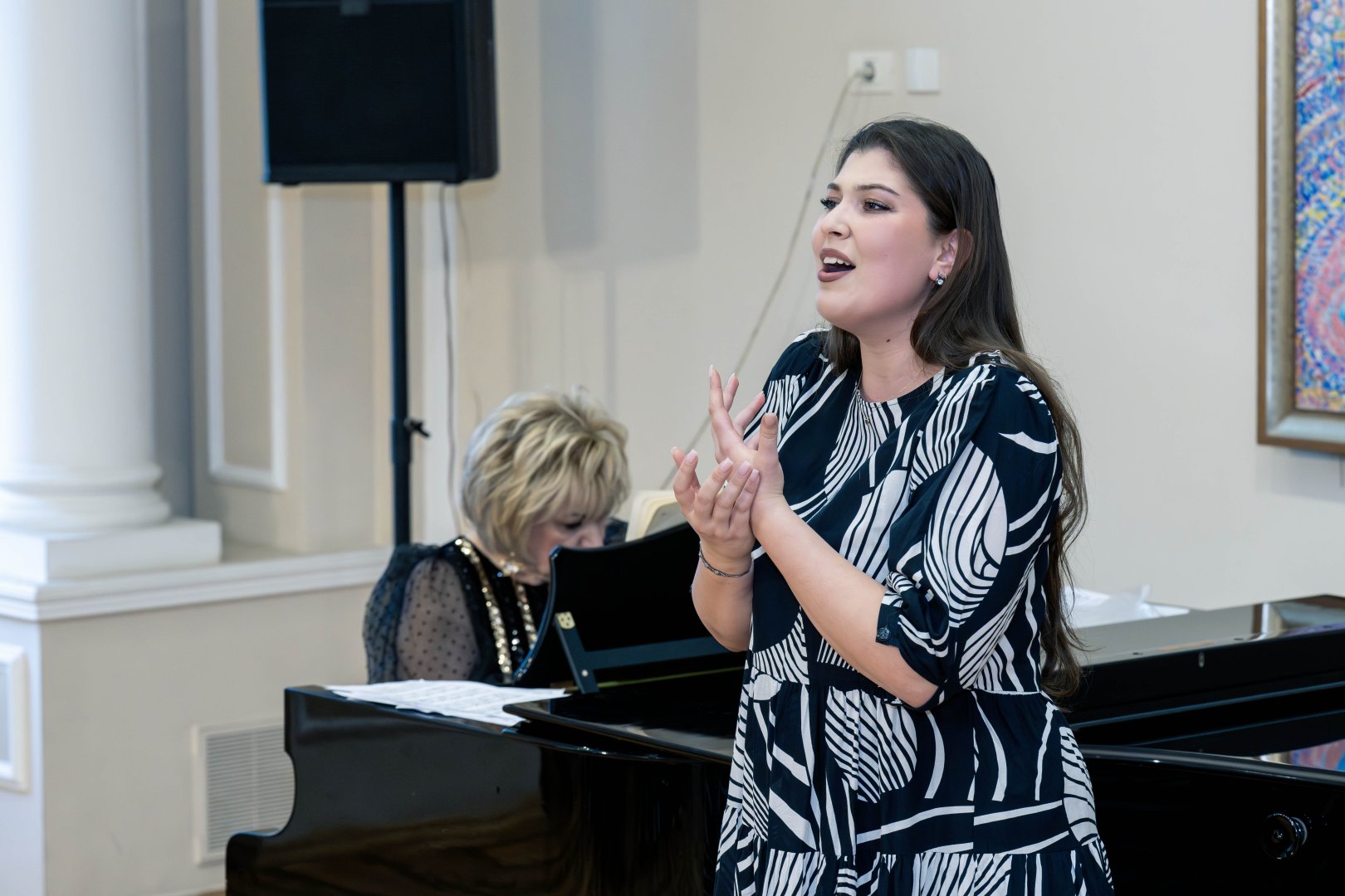 Среди музейной роскоши в Баку – в пространстве гармонии между живописью, архитектурой и музыкой (ФОТО)