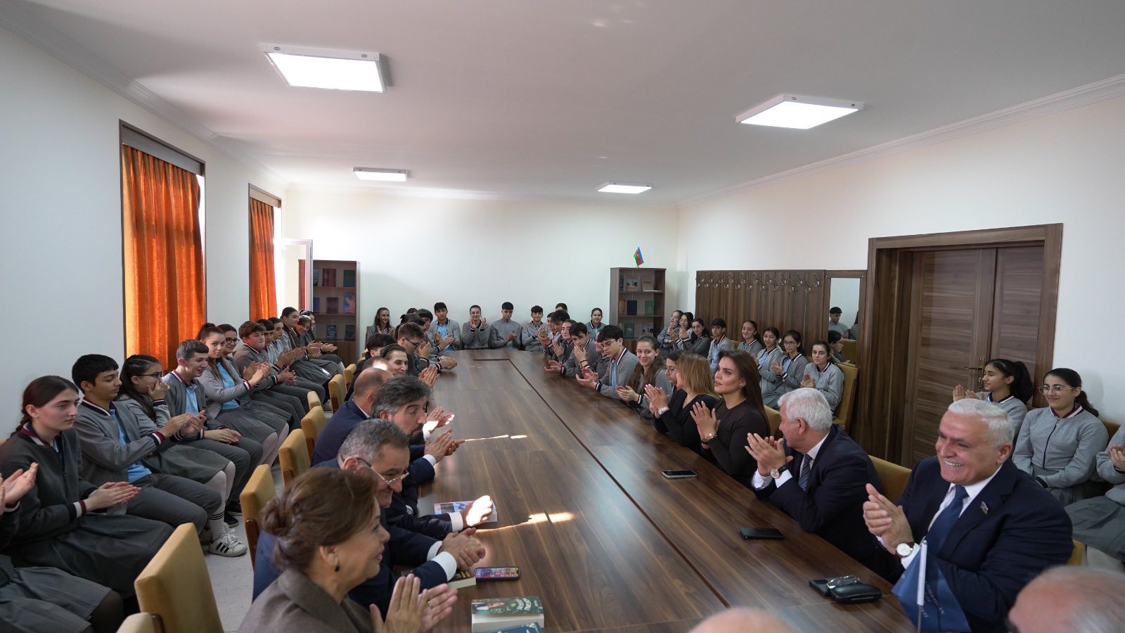 Наука начинается со школы: инициатива UNEC расширяется (ФОТО)