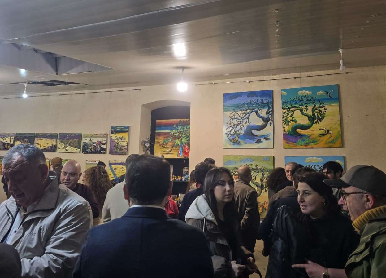 Жажда Абшерона - трещины иссохшей земли, редкие следы воды… (ФОТО)