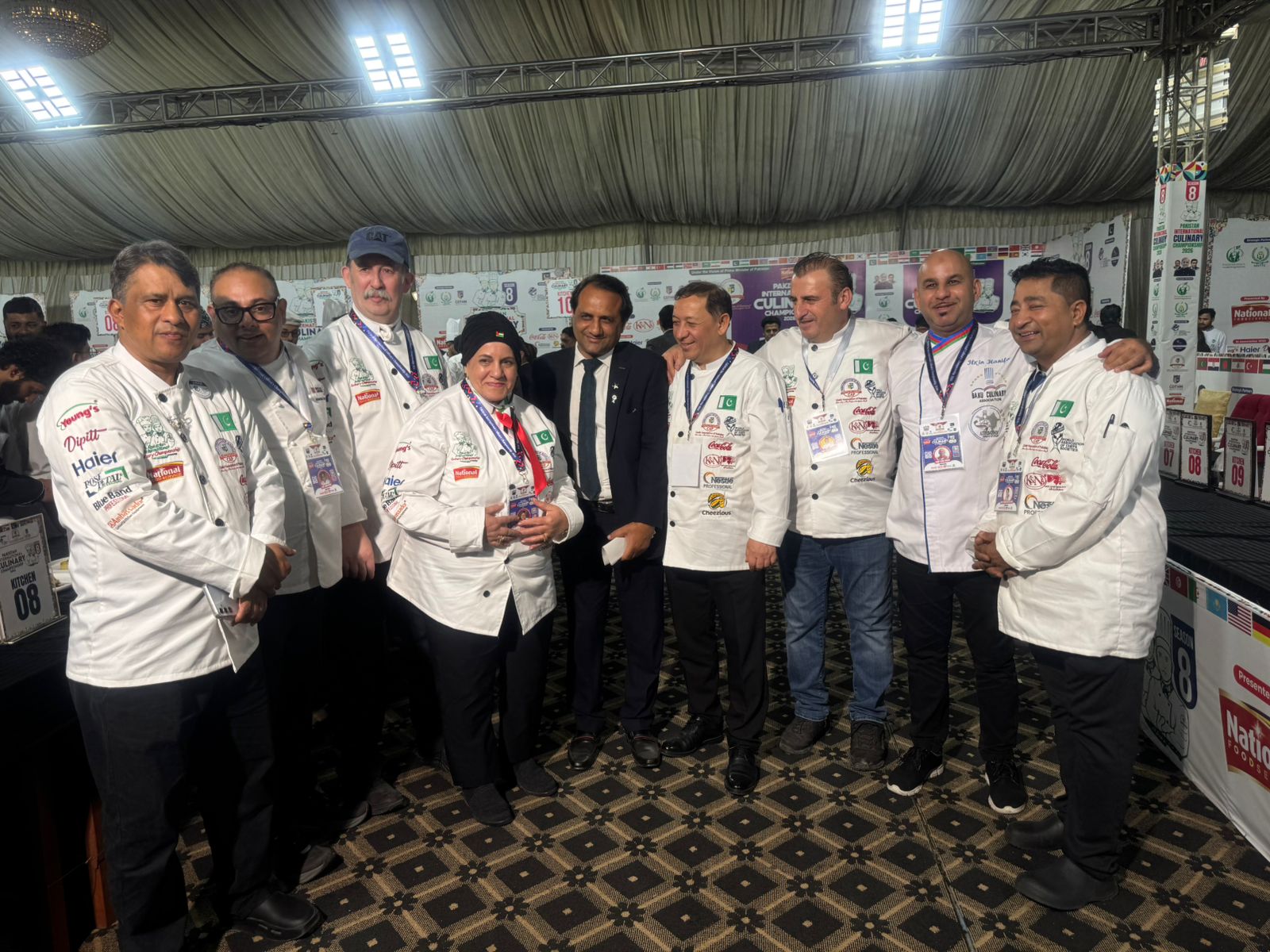 Азербайджанская кухня удостоена медалей в Пакистане (ФОТО)