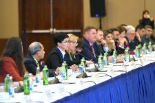 Рашад Набиев встретился с делегацией во главе с вице-президентом Торговой палаты США (ФОТО)