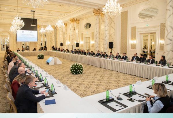 В Баку обсуждено развитие финансового и инвестиционного сотрудничества Азербайджана и США (ФОТО)