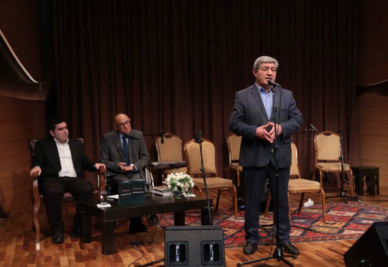 Культурное сотрудничество Азербайджана и Узбекистана на примере "Мукаддимат уль-адаб" (ФОТО)