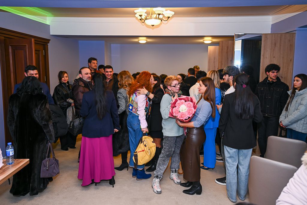 Следуя за мечтой … Представлен фильм о первой азербайджанской женщине, покорившей Эверест (ФОТО)