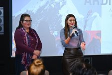 Следуя за мечтой … Представлен фильм о первой азербайджанской женщине, покорившей Эверест (ФОТО)