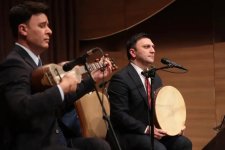 В Баку прошел литературно-художественный вечер в честь великого узбекского поэта и мыслителя Алишера Навои (ФОТО)