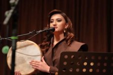 В Баку прошел литературно-художественный вечер в честь великого узбекского поэта и мыслителя Алишера Навои (ФОТО)