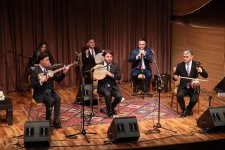 В Баку прошел литературно-художественный вечер в честь великого узбекского поэта и мыслителя Алишера Навои (ФОТО)