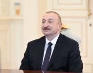 Президент Ильхам Алиев принял делегацию во главе с президентом Арабского парламента (ФОТО/ВИДЕО)