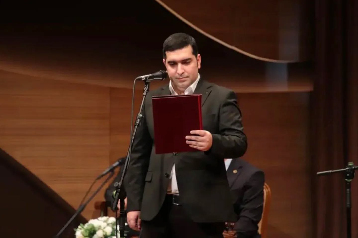 В Баку прошел литературно-художественный вечер в честь великого узбекского поэта и мыслителя Алишера Навои (ФОТО)